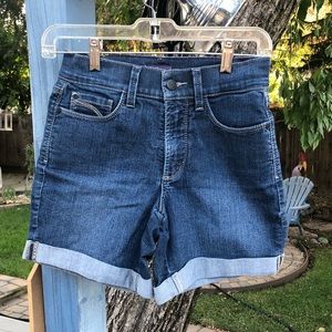 NYDJ high waisted short